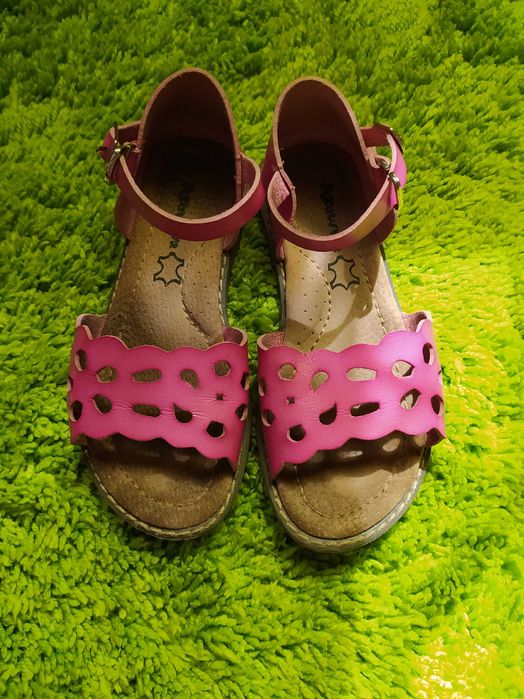 Детски сандали за момиче