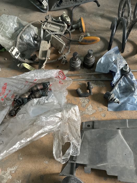 Запчасти на мазду