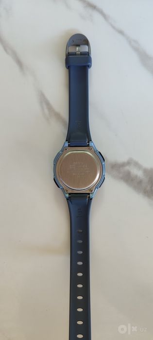 Это женские и детские наручные часы Casio LW-203-2AV с полимерным реме