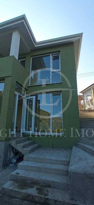 Продава се Къща в с. Руен, Област Пловдив - 100 кв.м за 918 €/кв.м - Снимка #1
