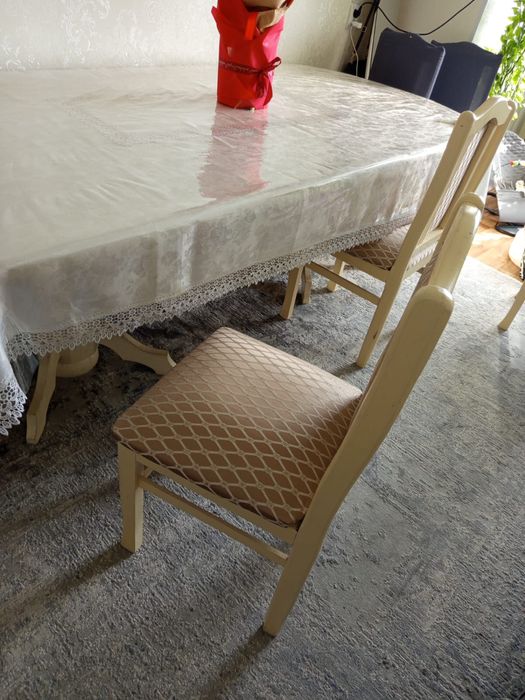 Продам стол со стульями