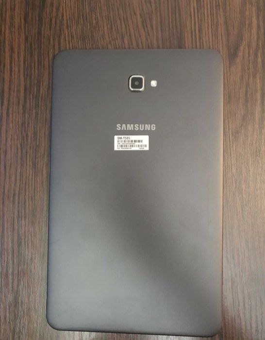 Tableta Samsung T585  cu accesorii