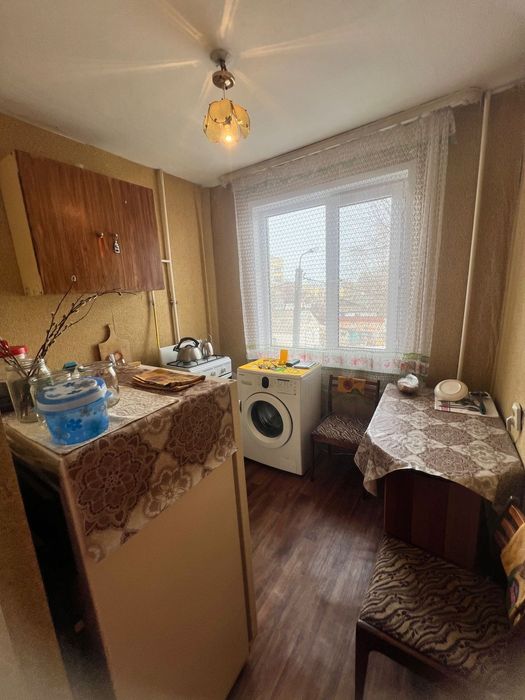 Продам 1 ком кв 31 м2 1982 года в районе автопарка
