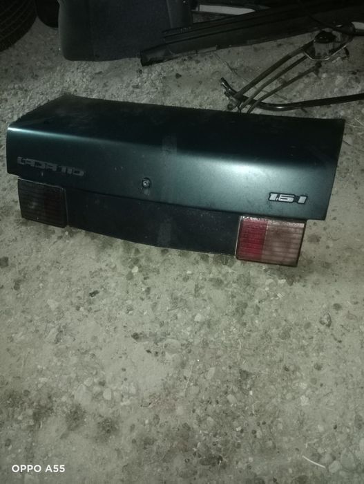 Продам двери и багажник Лада приора 2110