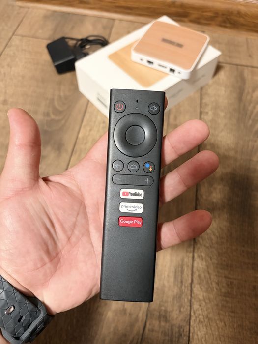 Mecool km6 deluxe tv box