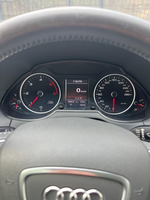 Audi Q5 quattro 2013