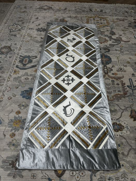 Элитные корпе в этно-стиле — модель «Погоны»