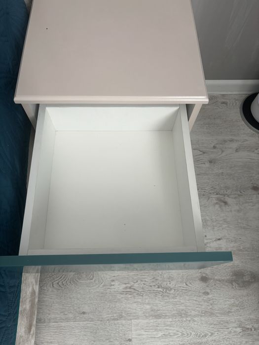 Шкаф для прихожей, Спальный гарнитур в идеальном состоянии!