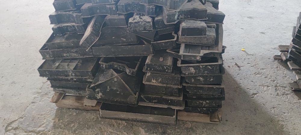 Vând matrițe pavaj 3d diferite modele