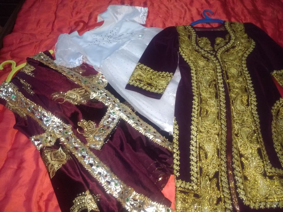 Мучал ешга тайер  хар  хил  сарполар .