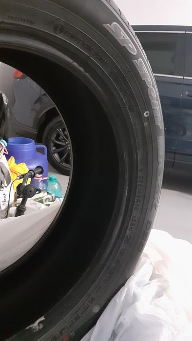 Anvelope originale-noi Dunlop 235/60 R 18 vara originale