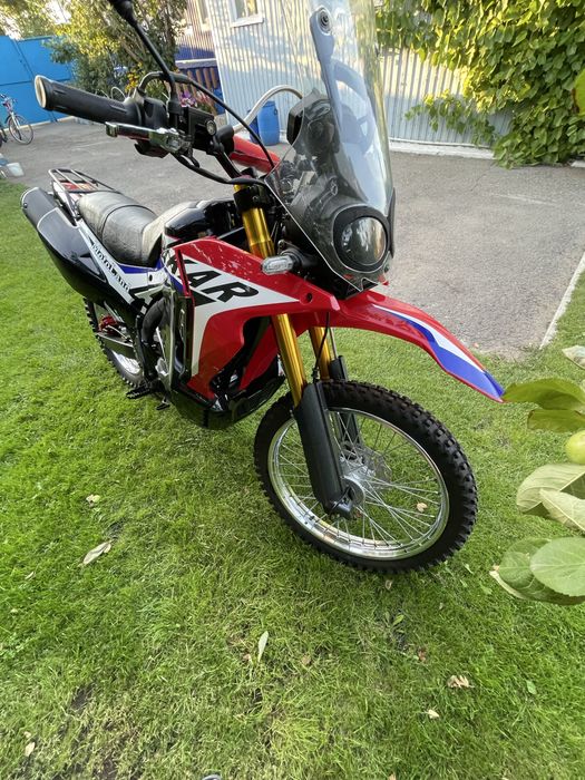 Продам мотоцикл Motolend Dakar