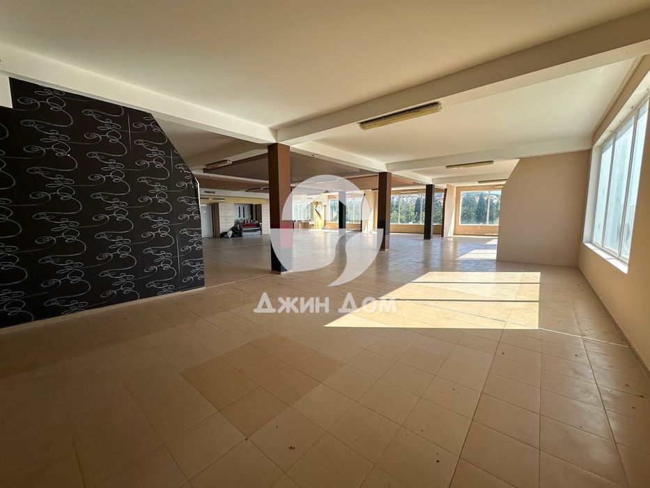 Продава се Магазин в Свети Влас - 421 кв.м за 418 €/кв.м - Снимка #1