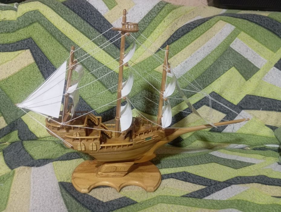 Продаю корабль, ручной работы.