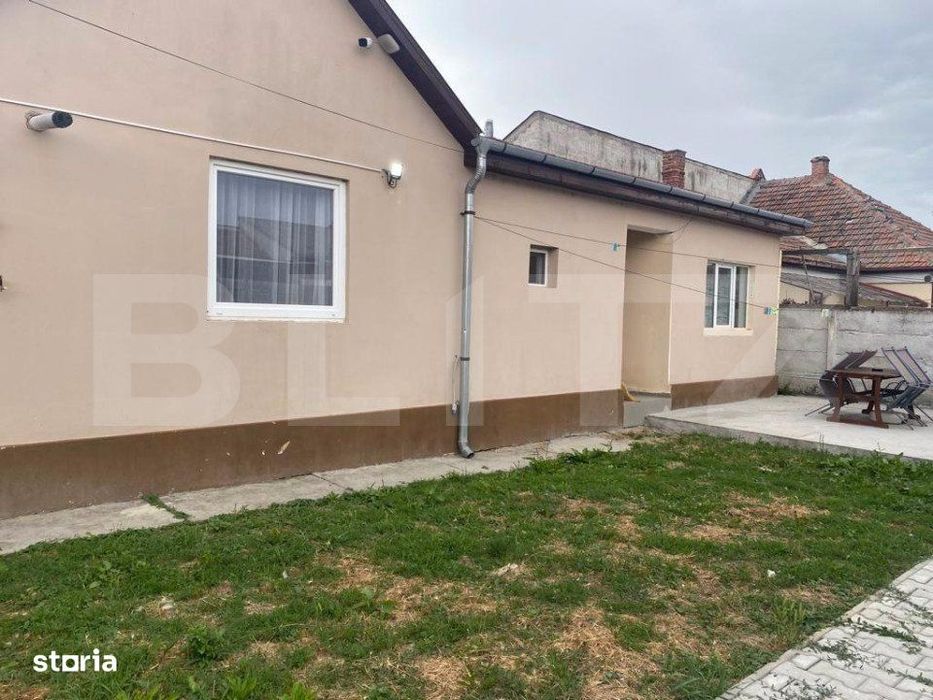 Casa 3 camere + curte