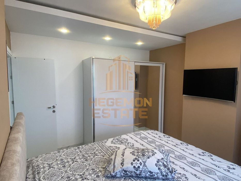 Продава се Тристаен апартамент в Варна, Кайсиева градина - 84 кв.м за 2500 €/кв.м - Снимка #6