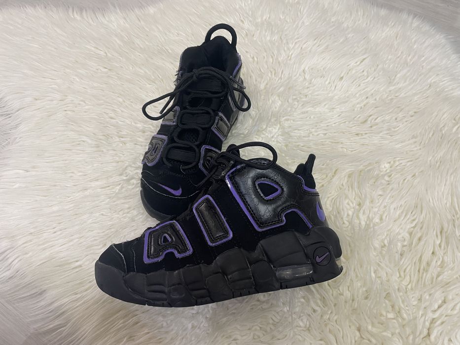 Adidași Nike Uptempo mărime 33