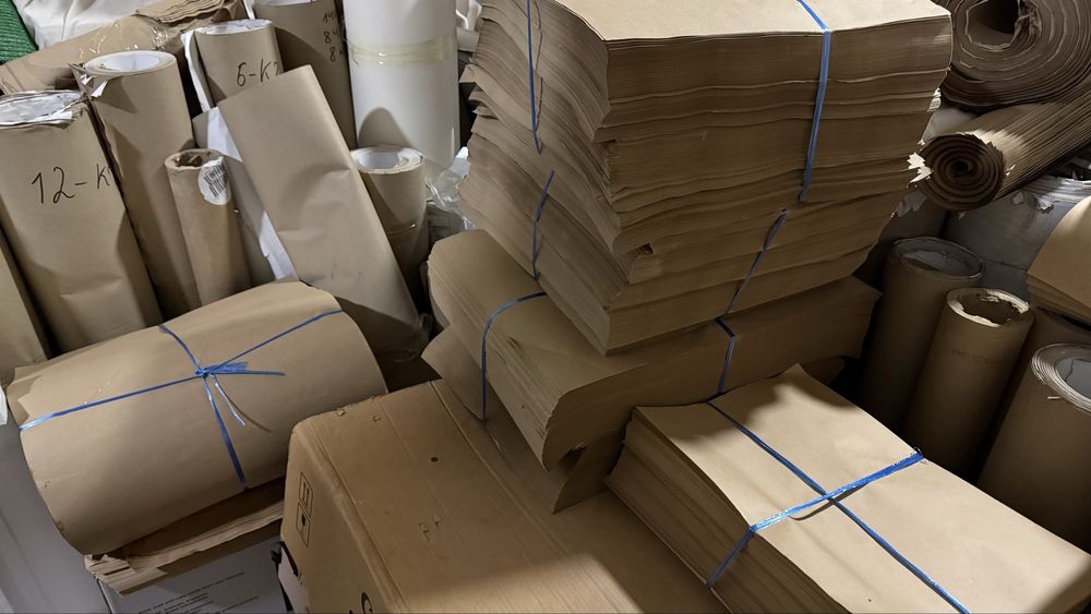 продам крафт бумага рулон метр kraft qogoz rulon metrlab sotiladi