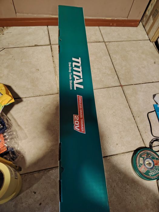 Акумулаторен тример за трева TOTAL, 20 V, без батерия