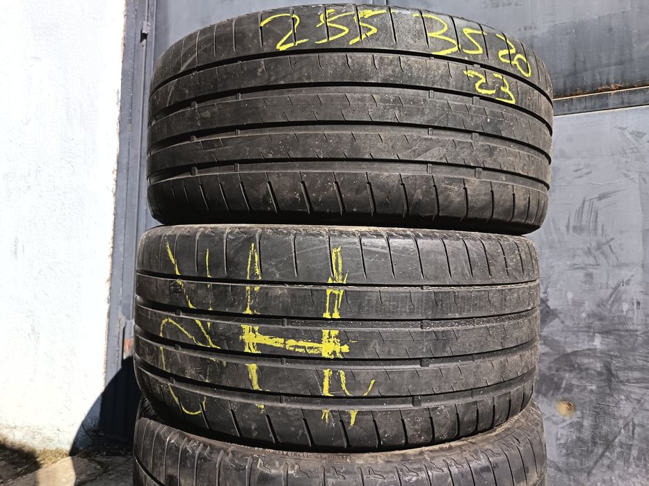 Anvelope vara 255 35 20 Bridgestone 2023 5mm