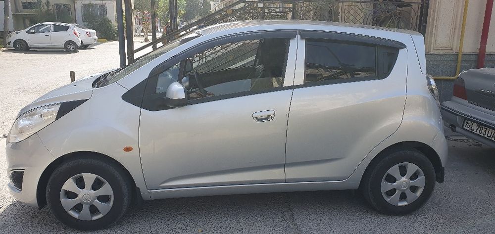 Chevrolet spark sotiladi