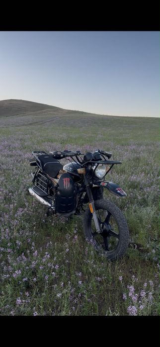 Мотоцикл GSX 200 кубов