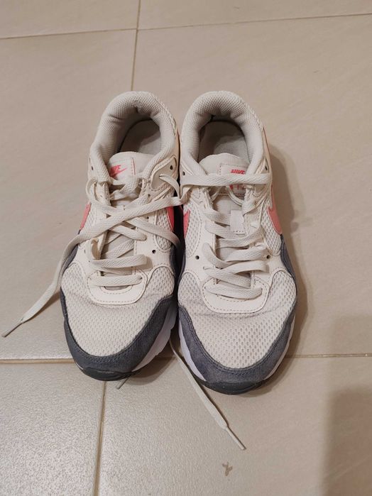 Маратонки използвани