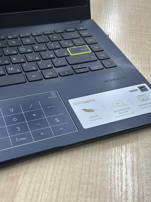 Ноутбук LENOVO laptop