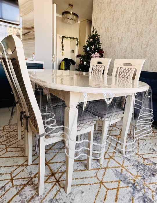 Обеденная группа стол и стулья 4шт