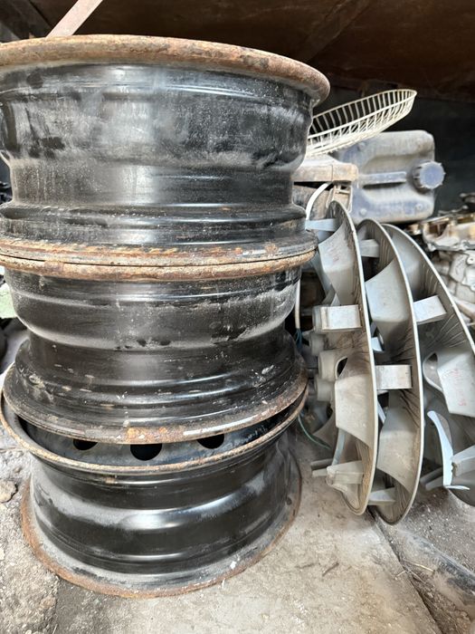 Продам штамп диск с колпаком и без