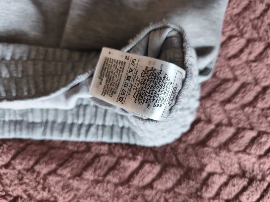 Оригинално долните Adidas