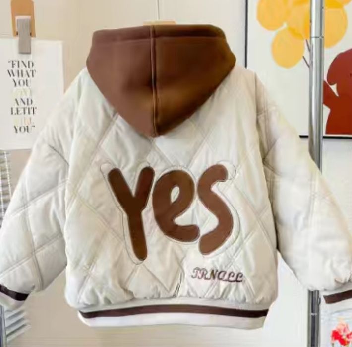 Демисезонная куртка для девочки