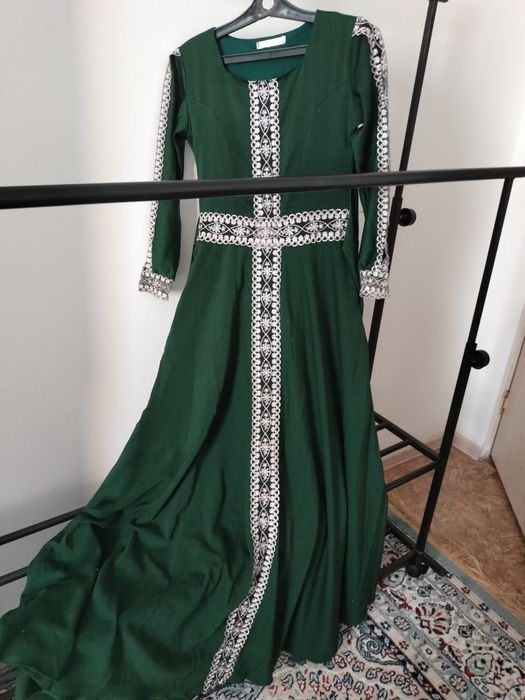 Вечерние платья (новогодние)