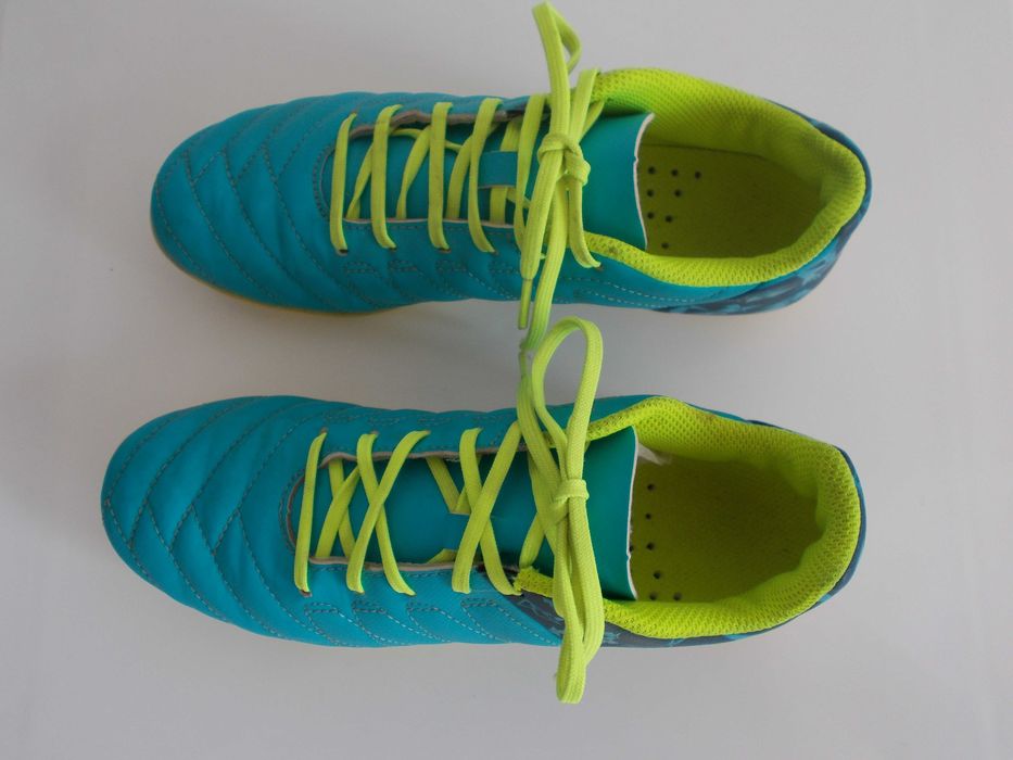 детски бутонки, номер 37-38, стелка 23,5 см.