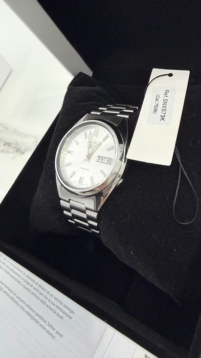 Seiko 5 SNXS73K1 – Като нов (2026)