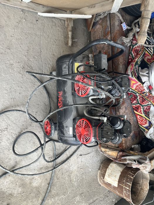 Компрессор почти новый