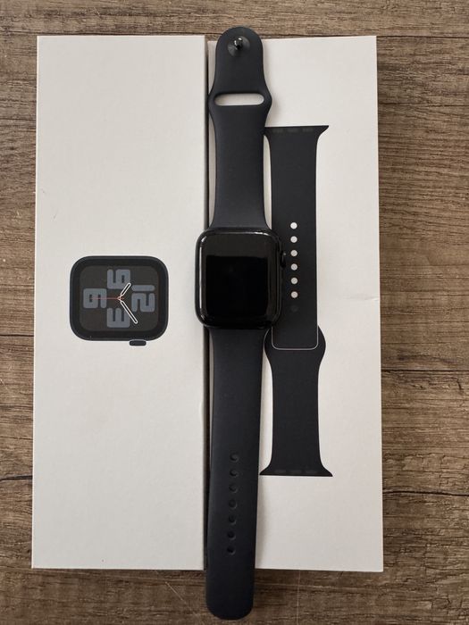 Apple Watch SE (2024), 44mm