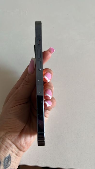 Продам iphone 13 pro 256гб