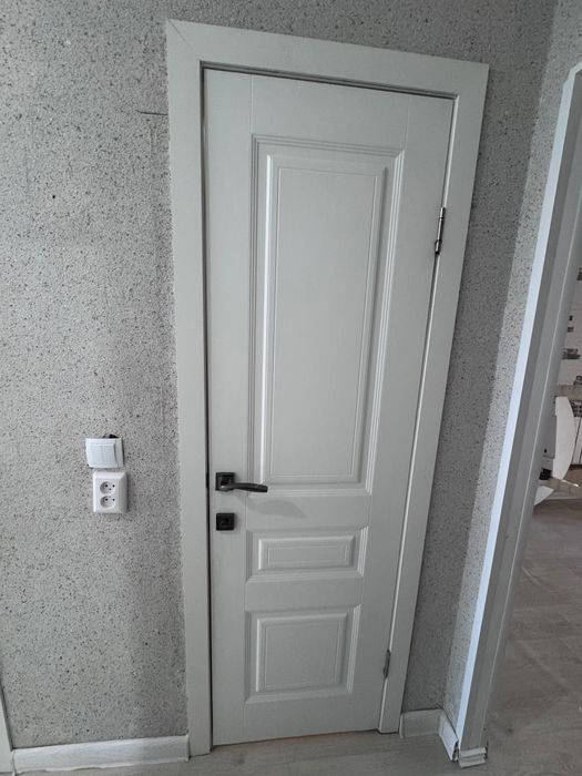 Продам межкомнатные двери Б/у