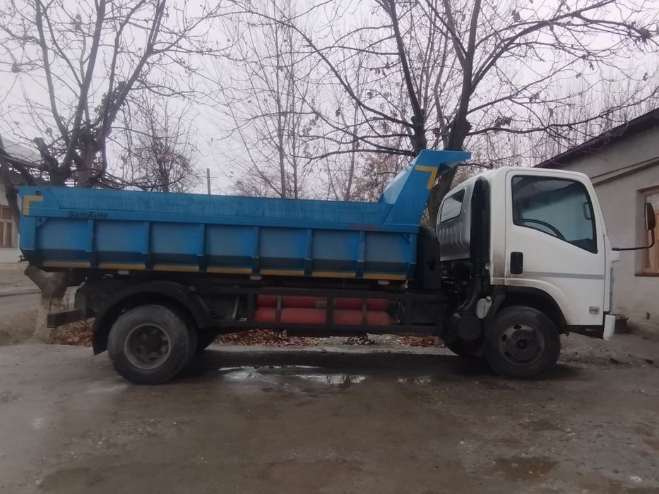 Isuzu.  Samasval