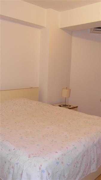 Дава се под наем Двустаен апартамент в Бургас, Славейков - 56 кв.м за 204 € - Снимка #5