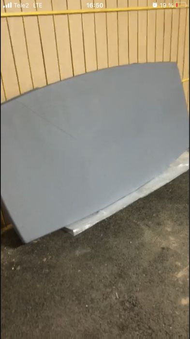 Стол большой 2,40м х 1 или 1,2 можно как обеденный а также в офис