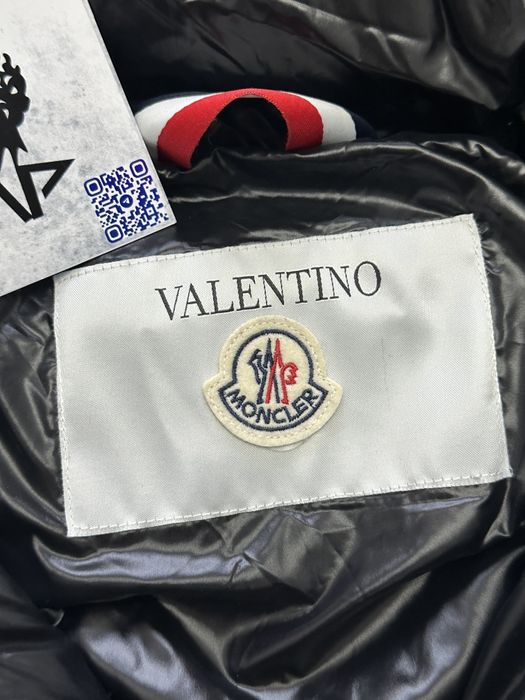 Куртка Valentino Moncler
