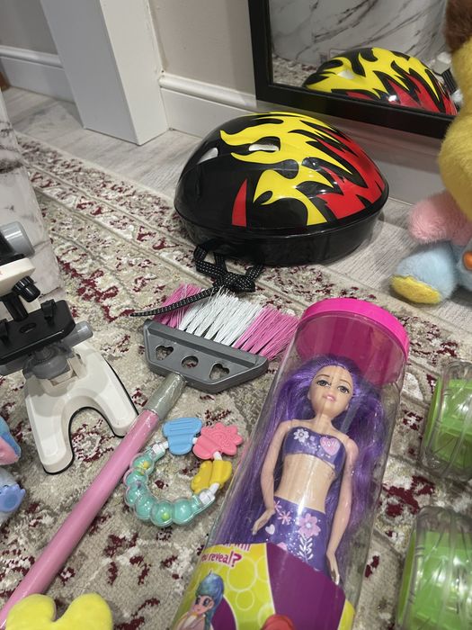 Игрушки за все 6000