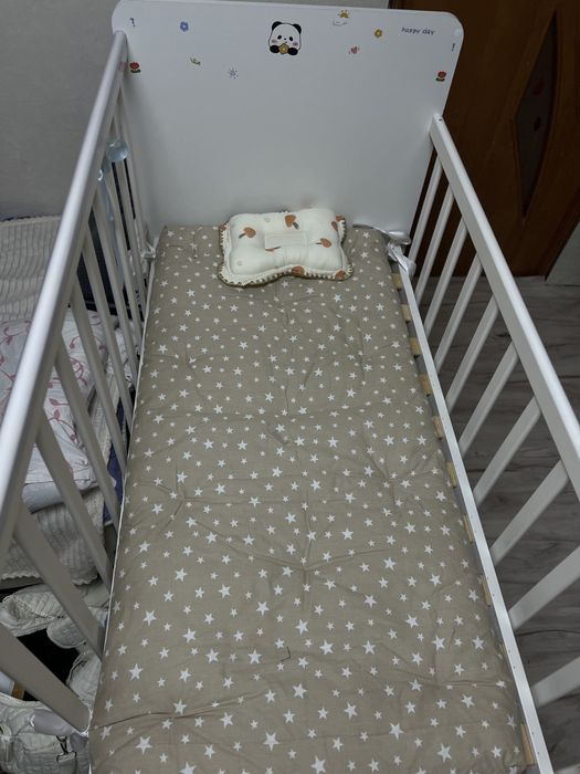 продам манежку детскую