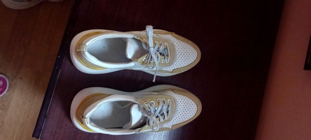 Дамски обувки-естествена кожа