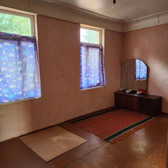 Продам дом участок в центре города, метро Минор