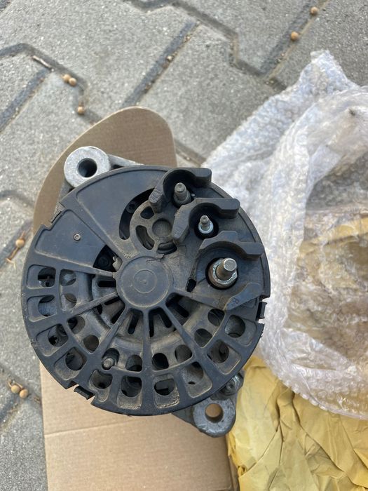 Алтернатор Сааб 93 2005г