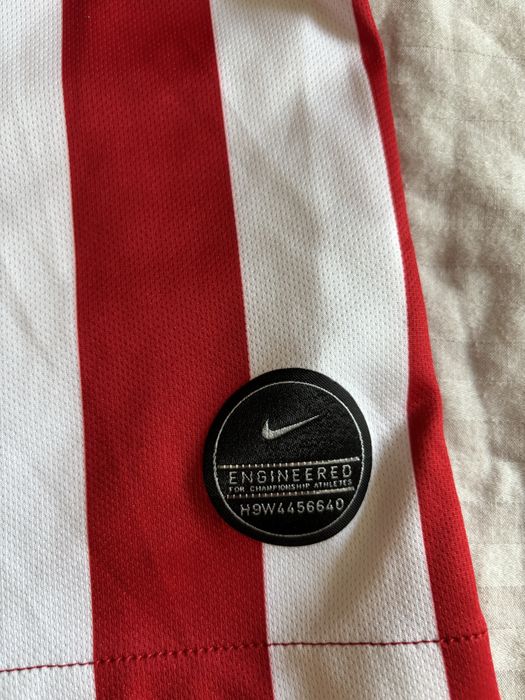 Футболна фланелка, на футболен клуб Atletico Madrid, от сезон 2019/20