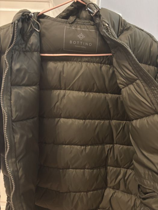 Куртка зеленая короткая